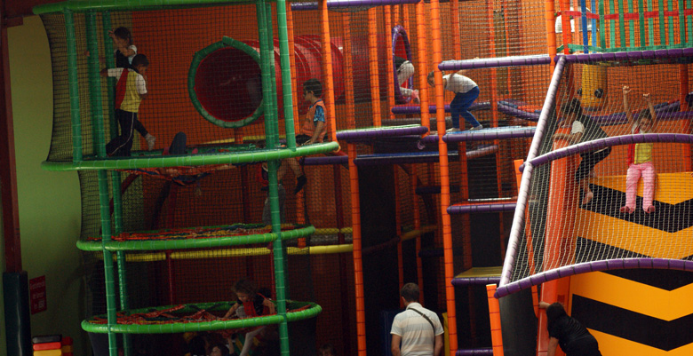 Jeux géant tower of power - Kids Park Marignane